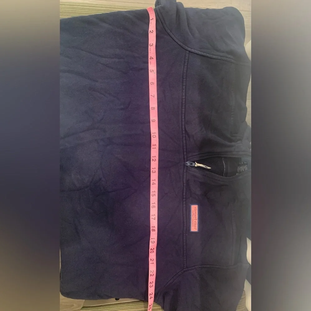 Vineyard Vines stylish navy